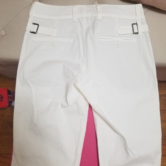 Vince Women's White Bermuda Walking Shorts - Picture 1 of 3